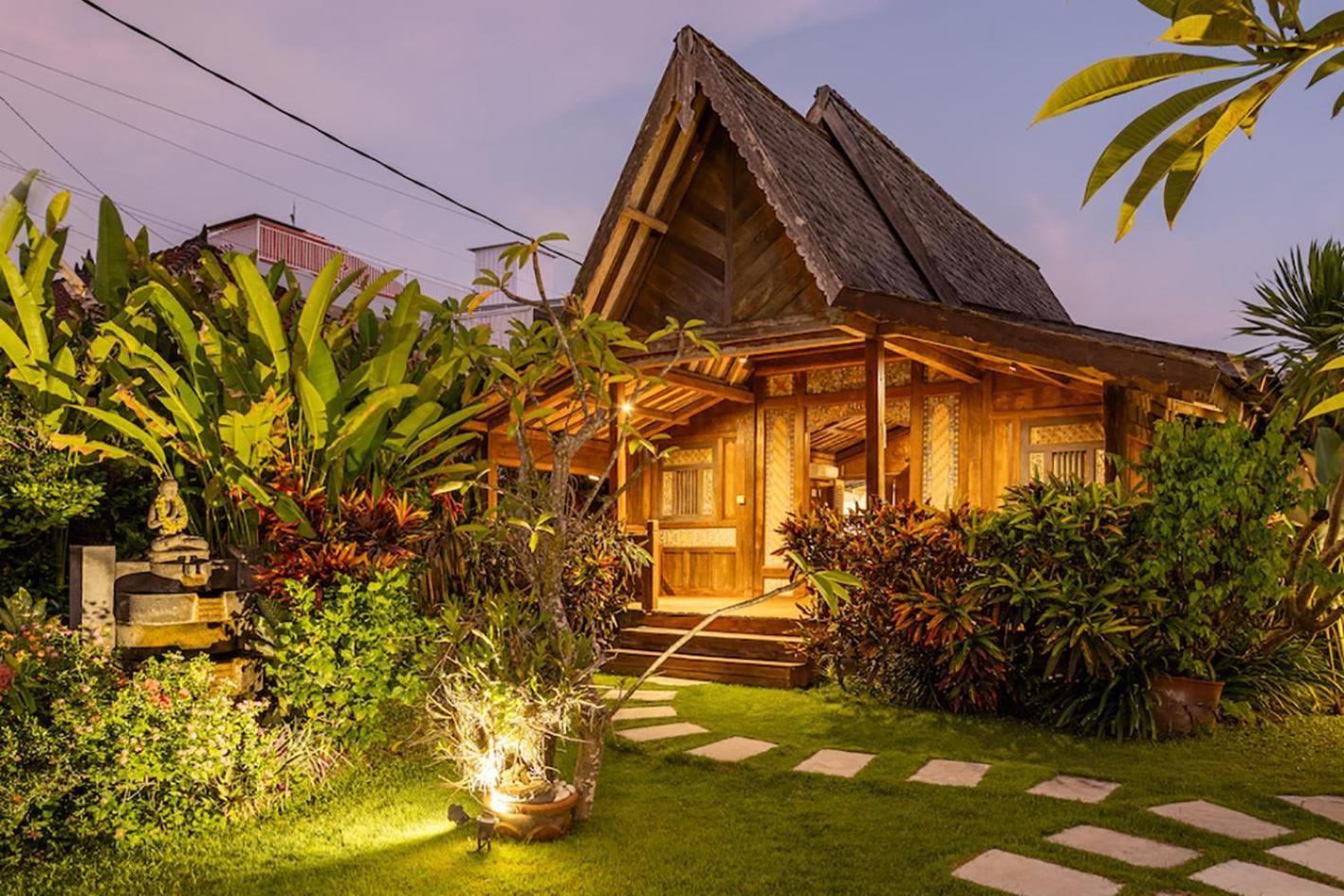 Villa Lina By Optimum Bali Villas Чангу Экстерьер фото